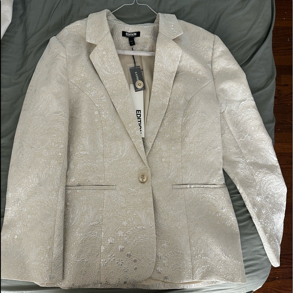 NWT Express x Rachel Zoe Ivory Blazer